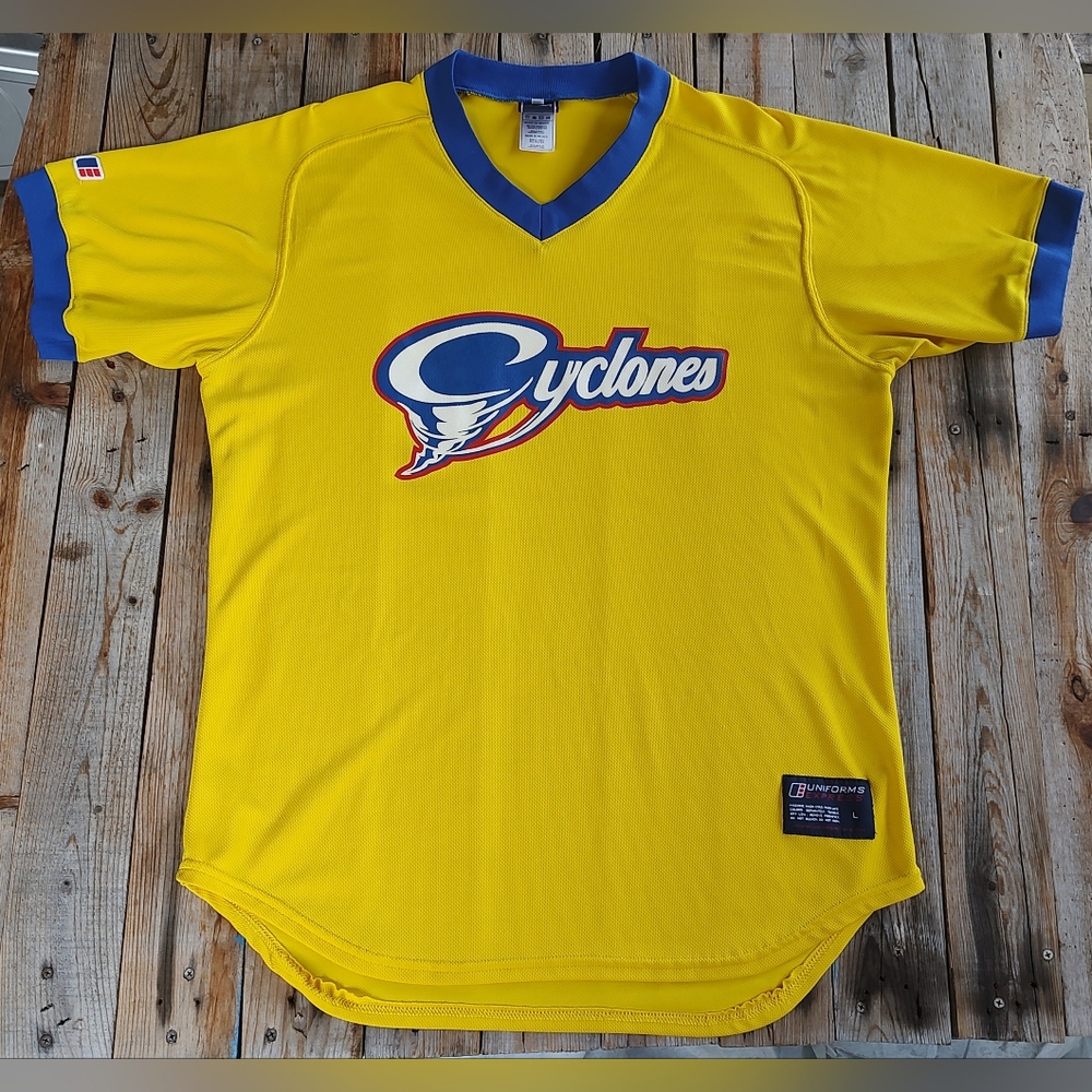Vintage cyclones Mexican basketball team warm up  Mens size Large